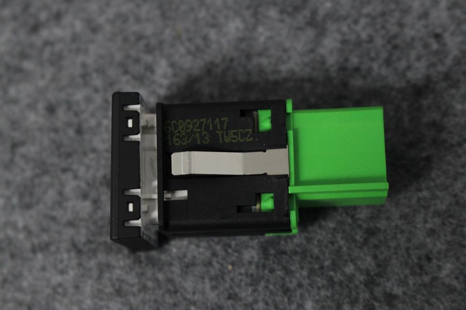 Schalter Drucktaster ESP Elektronische Stabilisierung 6R0927117 VW Po