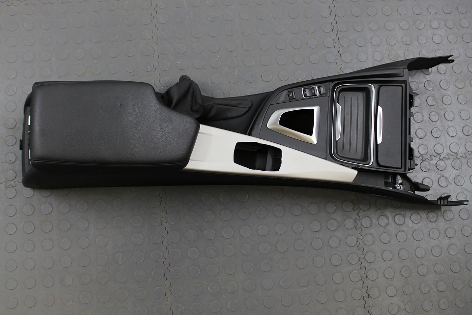 Autositzbezüge Leder Universal Set für BMW Serie 3 GT F34 / F34 GT