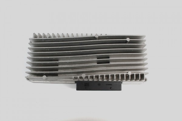 Original Audi A4 8K A5 8T Q5 8R Verstärker Amp 8R0035223F Basic Soundsystem