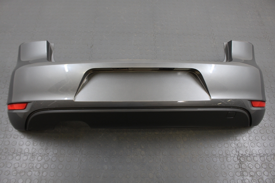 VW Golf 6 GTI Heckstoßstange Stoßstange hinten Heckschürze Spoiler  5K6807421E, Stoßstange, Heckteile, Karosserie & Fahrwerk