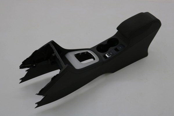 Audi Q3 8U Mittelarmlehne Armlehne Mittelkonsole MAL Stoff schwarz 8U0864207F