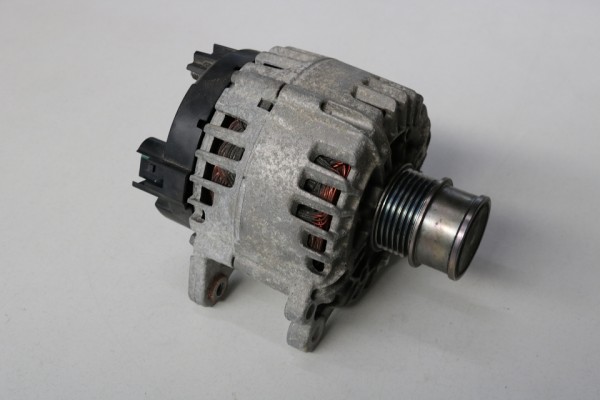 Audi VW Seat Skoda Lichtmaschine 04C903023K Drehstromgenerator 4 Zylinder