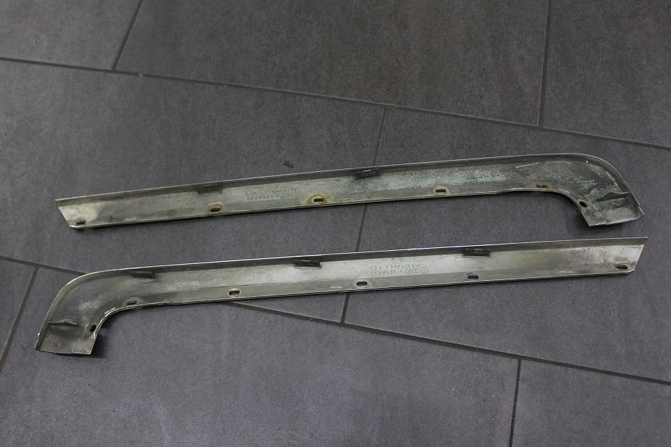 Original Audi 200 Typ 44 Chromleisten Ecken Stoßstange Hinten Heck 