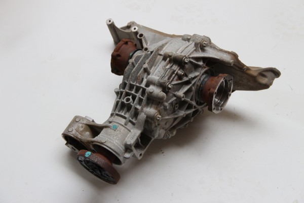 Audi A4 8W A5 F5 Hinterachsgetriebe 0DB500043 Differential QBZ RZV 43.907 km