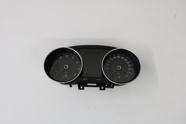 Original VW Polo 6C Tacho Kombiinstrument MFA Benzin Medium 6C0920740A 11.024 km