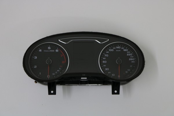 Audi A3 8V Tacho Kombiinstrument Benzin MFA 8V0920870A ACC Distanzregelung