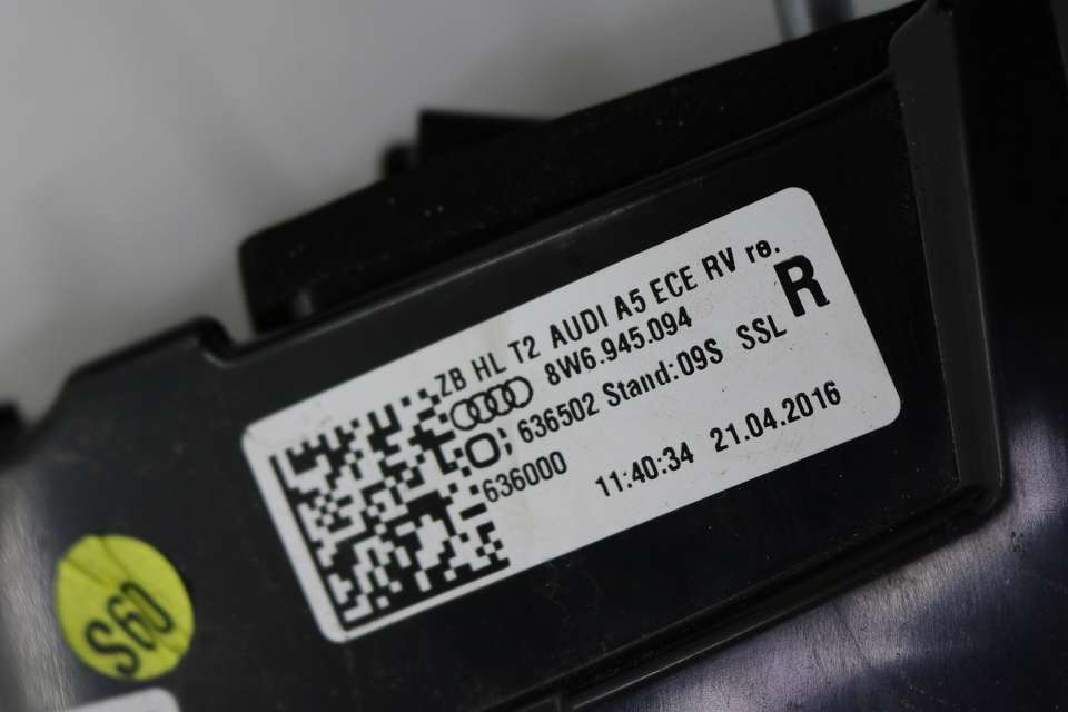 Org Audi A5 F5 Rückleuchte LED 8W6945094 rechts innen 