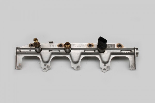 VW Audi Seat Kraftstoffverteiler 06F133317L Einspritzleiste Injektor 2.0 TSI