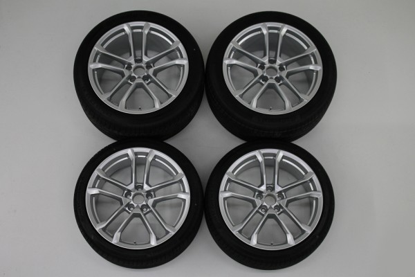 Original Audi R8 4S Alufelgen Felgen Sommerreifen Sommerräder 19 Zoll 4S0601025S