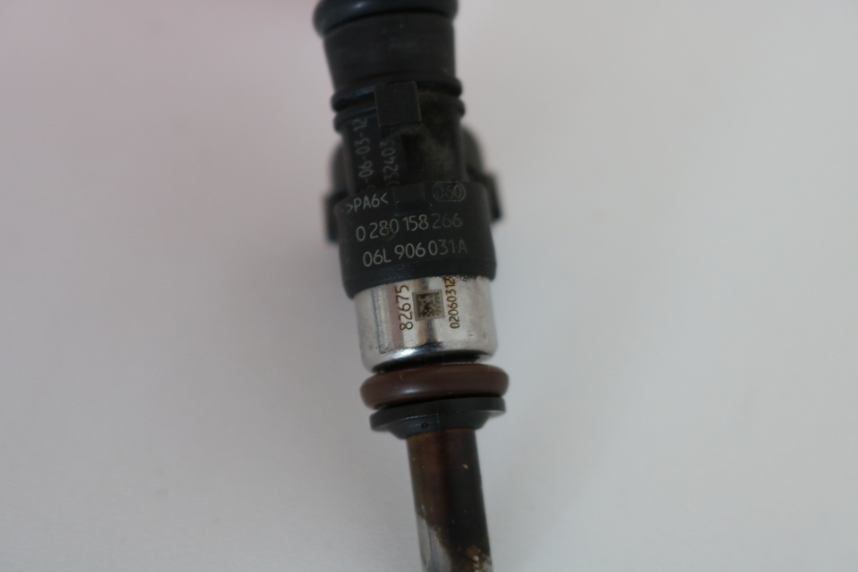Org Audi VW SEAT SKODA FUEL INJECTOR 06l906031a Injectors Injector TFSI ...