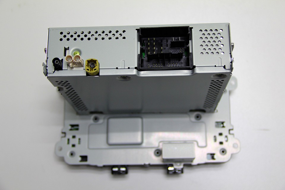 VW Polo 6C Radio Composition Colour 6C0035869A Bluetooth DAB