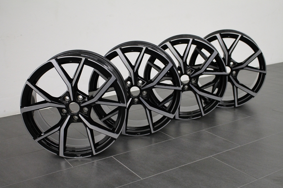 Original VW Golf 8 R GTI Estoril Alufelgen 19 Zoll ...